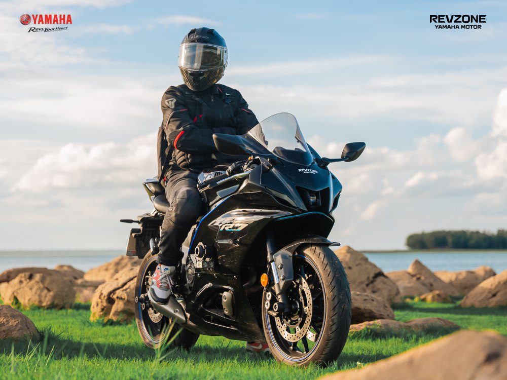 Yamaha R7 thuần sport thế hệ mới, sẵn sàng cho những đam mê tốc độ