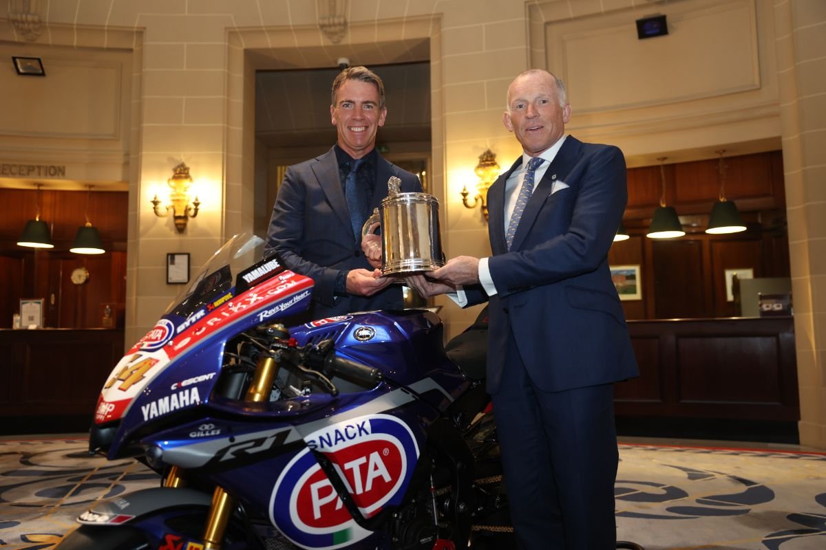 Đội đua Yamaha được vinh danh với thành tích WorldSBK ‘Triple Crown’ năm 2021