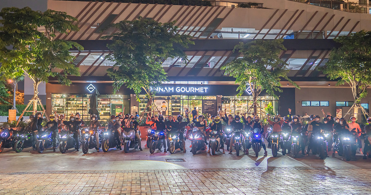 Dạo phố đêm Revs Your Night quy tụ hơn 100 biker