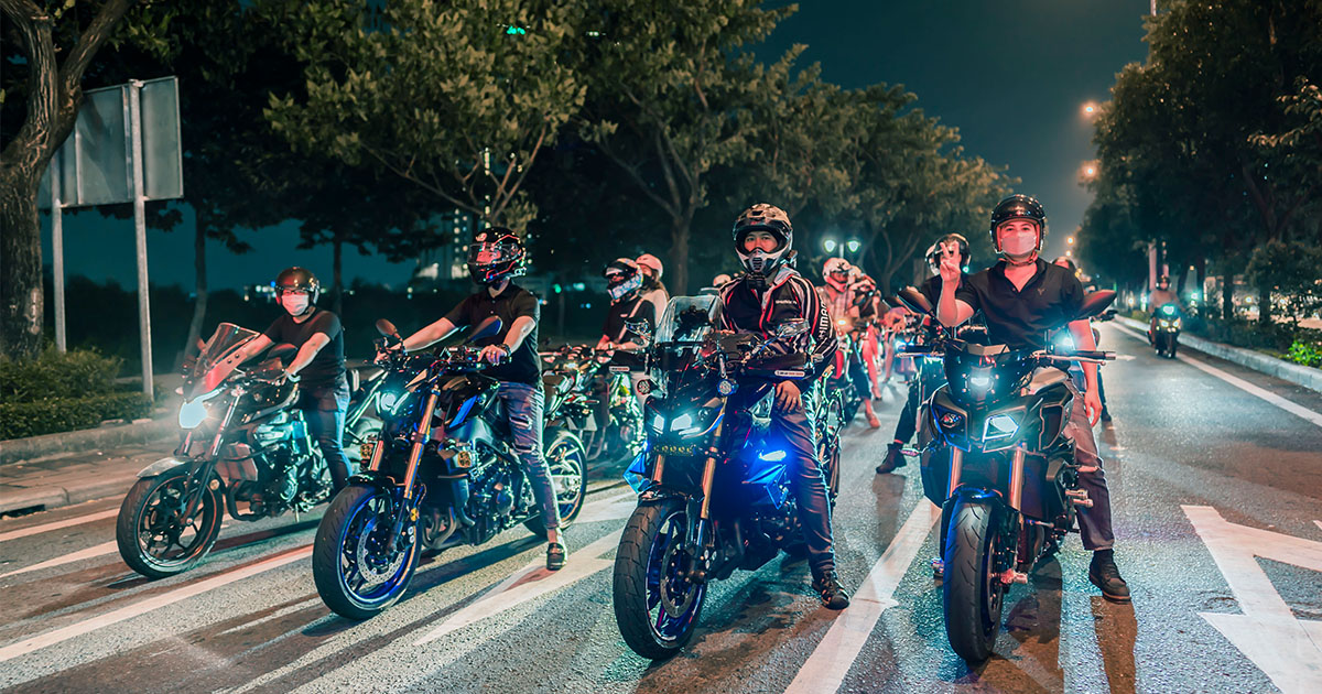 Revs Your Night – Hành trình dạo phố đêm cùng các Biker