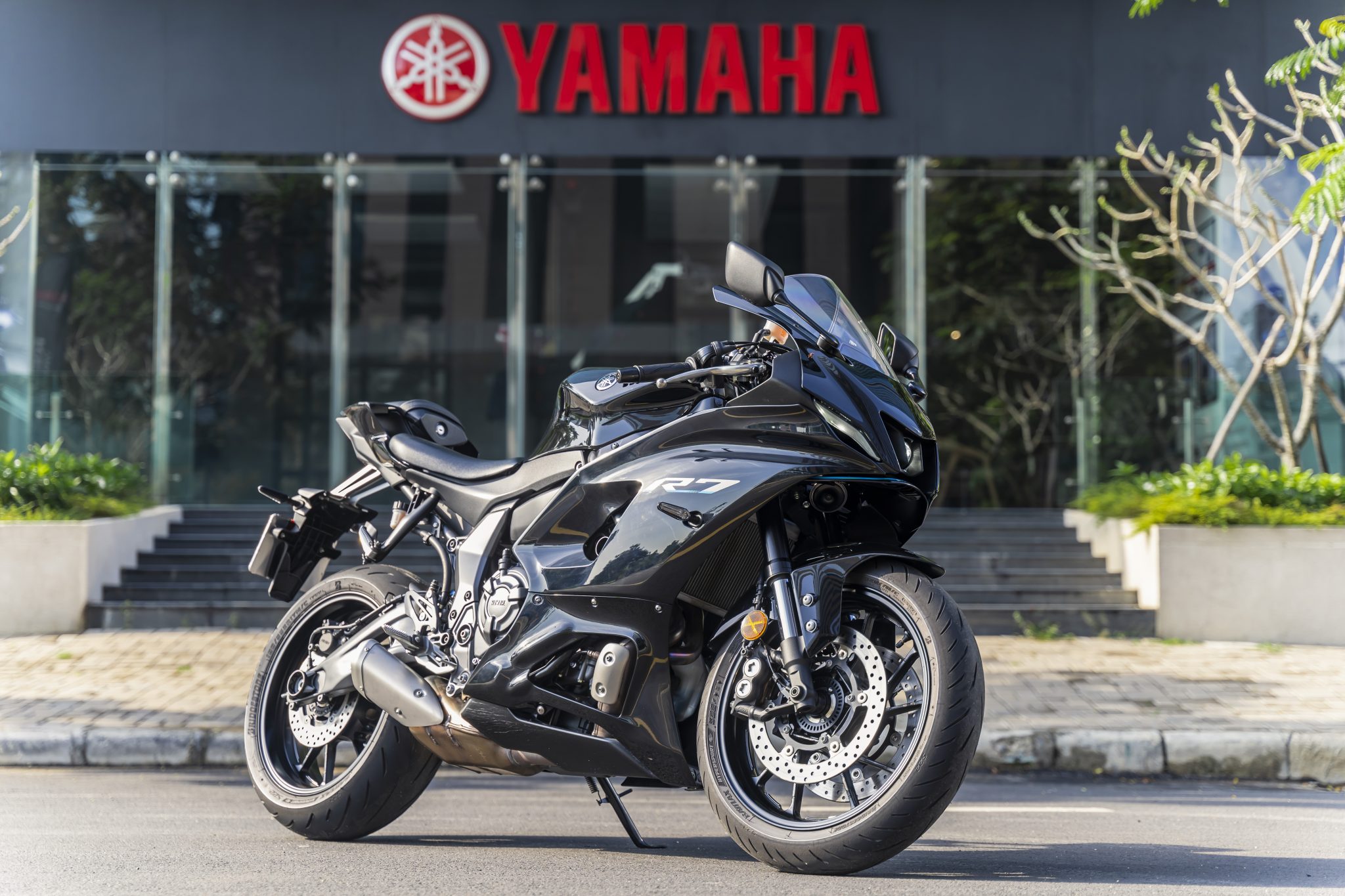 Khơi dậy đam mê thể thao mỗi ngày cùng Yamaha R7