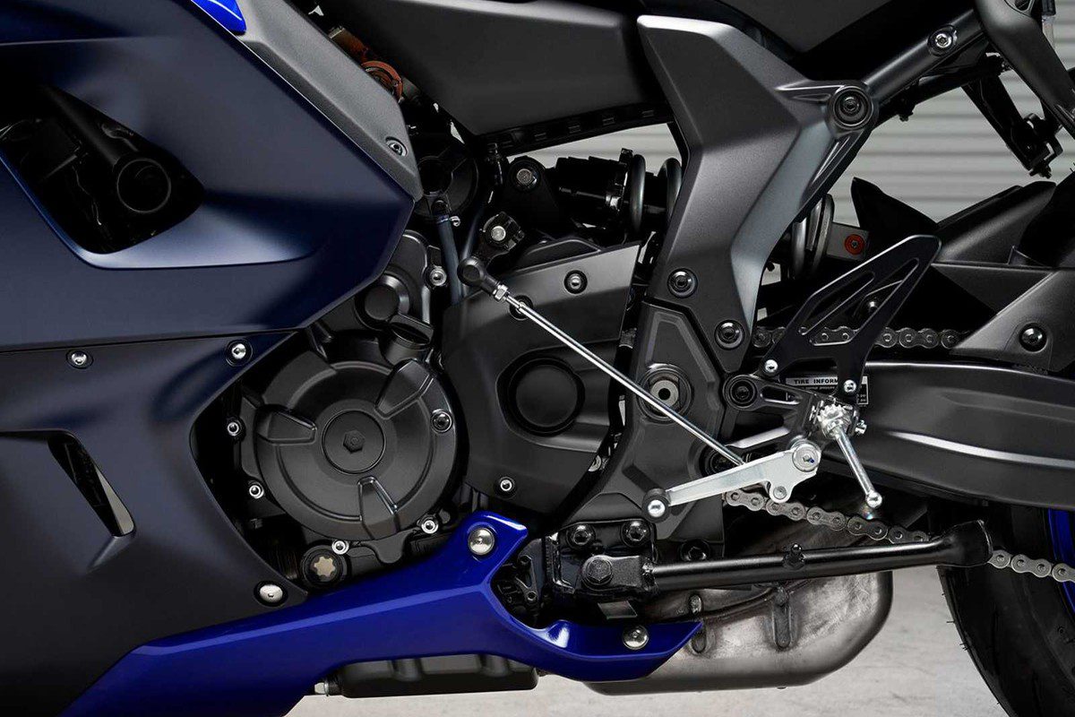Động cơ dòng Sportbike được trang bị vô cùng mạnh mẽ