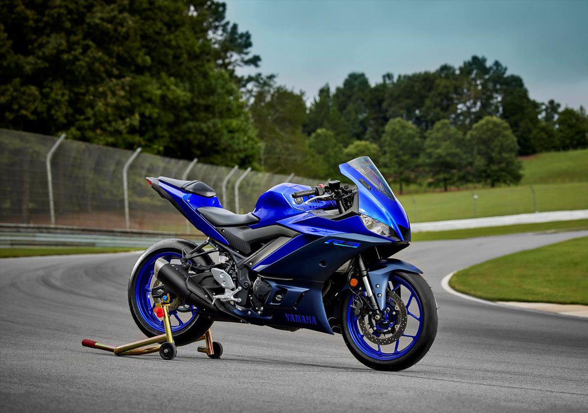 Yamaha Sportbike R3 là một trong những điển hình của dòng R-series với thiết kế ấn tượng