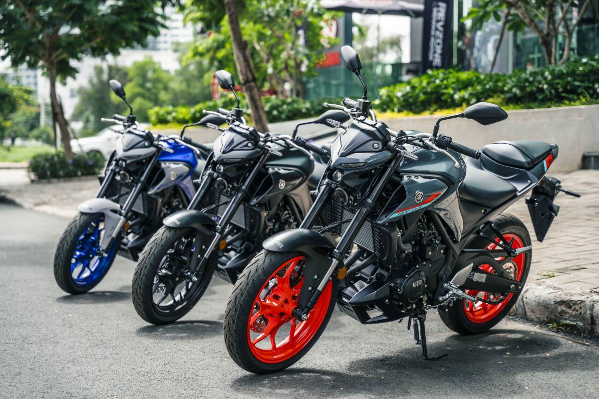 MT-03 là dòng moto Yamaha 300cc được trang bị đầy đủ tính năng không thua kém các đàn anh có phân khối lớn hơn