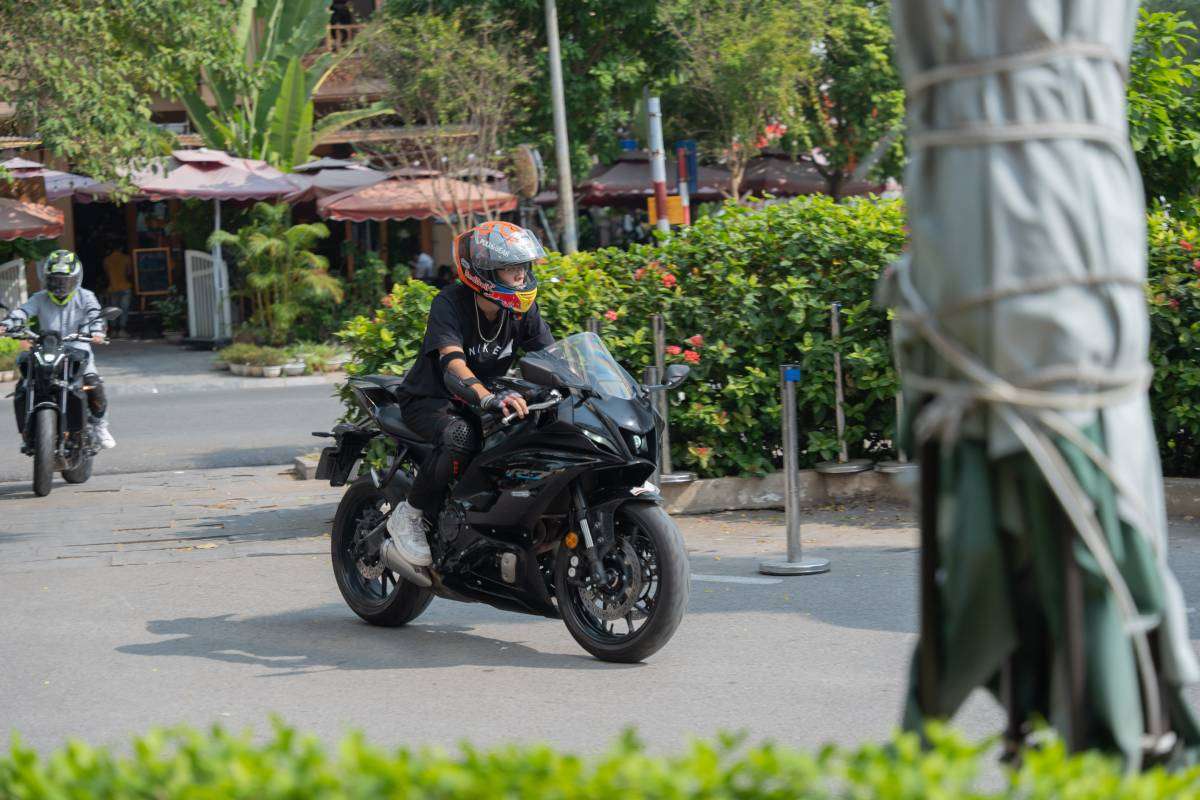 Lái thử xe Yamaha R7