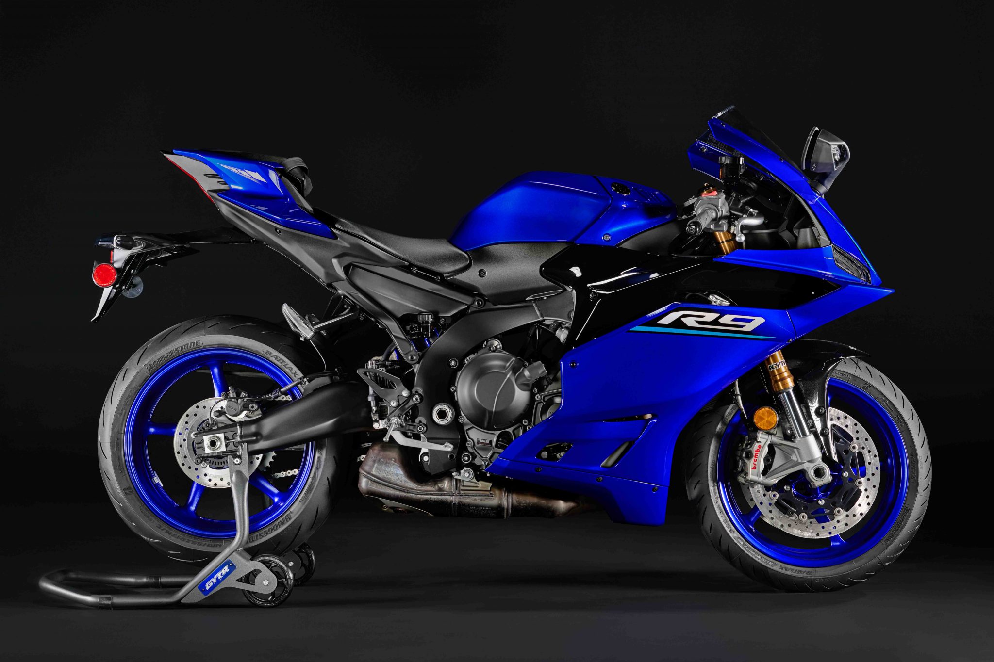 Yamaha R9 có động cơ CP3 890cc