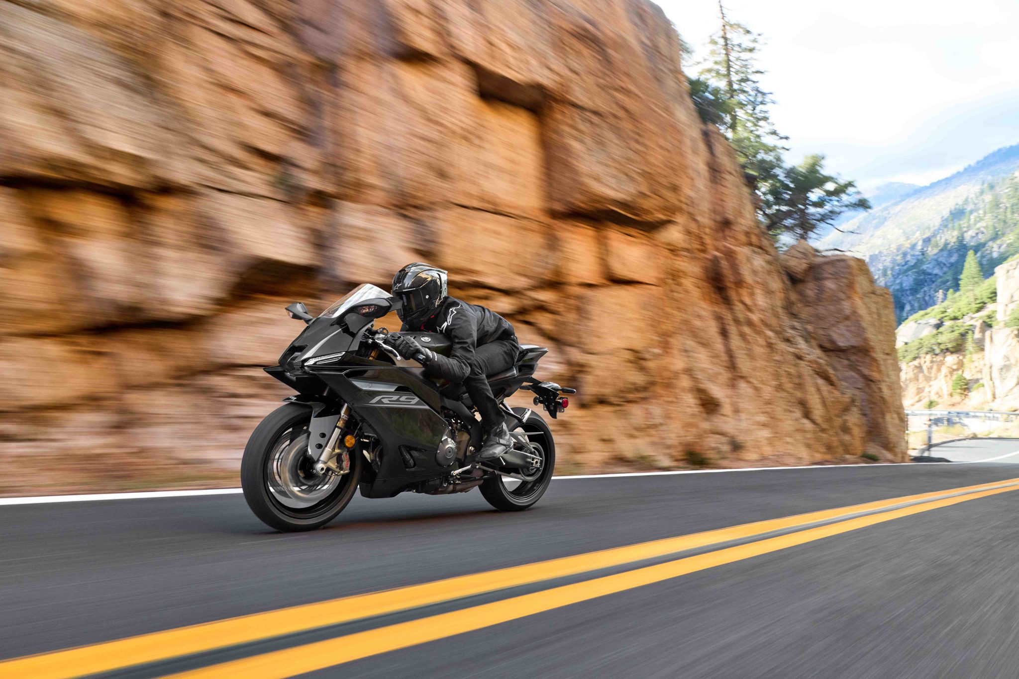 Yamaha R9 2026